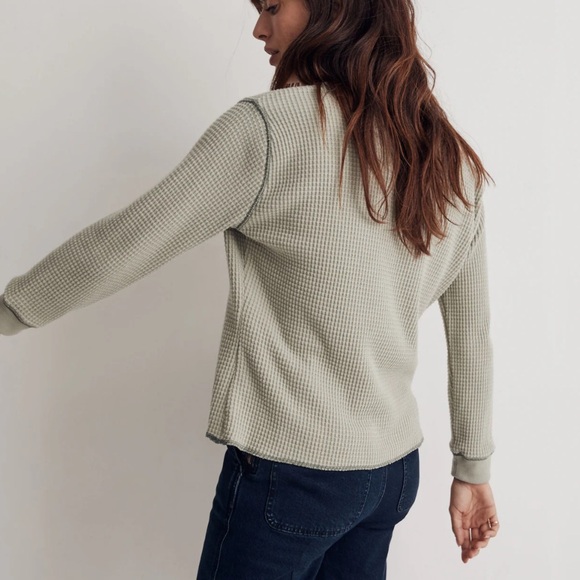 Madwell Waffle Split-Neck Crop Tee - Picture 2 of 6